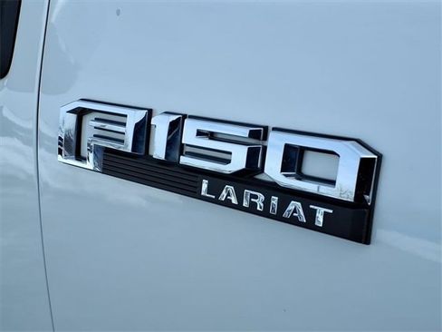 Used 2020 Ford F150 Lariat image 26