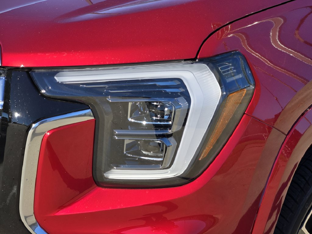 New 2027 GMC Terrain Denali w/ LPO, Black Badging Package AWD/4WD image 7