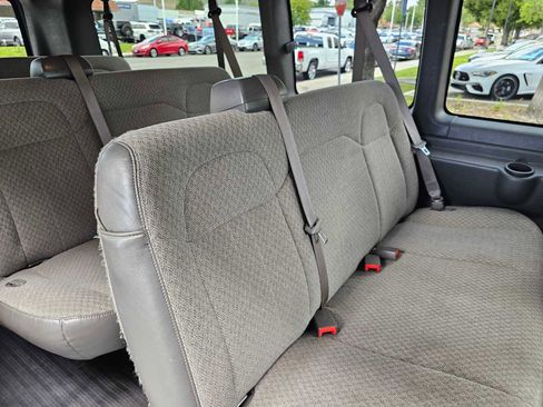 Used 2022 Chevrolet Express 3500 LT w/ LT Preferred Equipment Group RWD image 15
