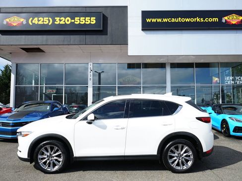 Used 2019 MAZDA CX-5 Grand Touring w/ GT Premium Package image 2