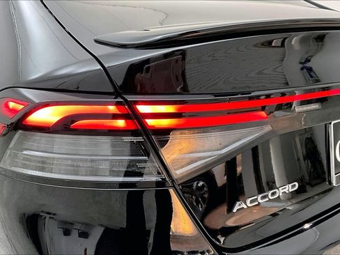 Used 2024 Honda Accord Sport image 38