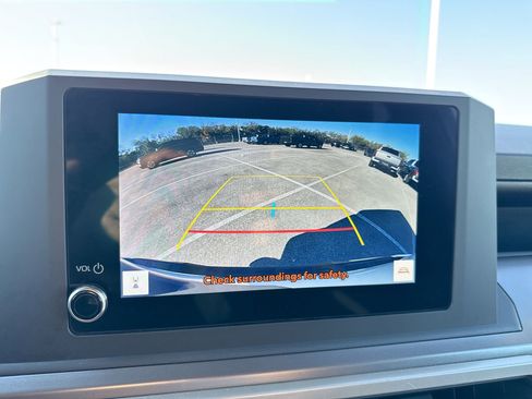 Certified 2024 Toyota Tacoma SR5 image 23