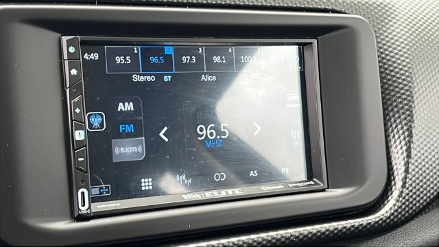 Certified 2023 Nissan Kicks SV FWD image 15