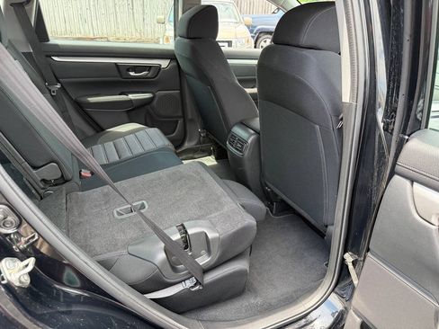 Used 2018 Honda CR-V LX image 30