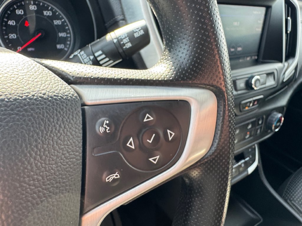 Used 2024 GMC Terrain SLE AWD/4WD image 16