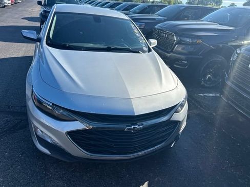 Used 2020 Chevrolet Malibu LT w/ Redline Edition FWD image 6