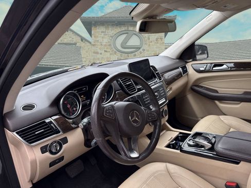 Used 2017 Mercedes-Benz GLE 350 image 8