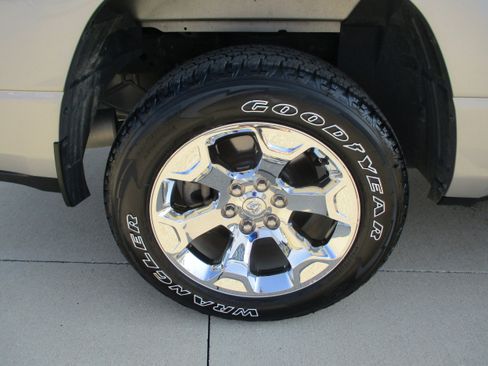 Used 2022 RAM 1500 Big Horn image 14