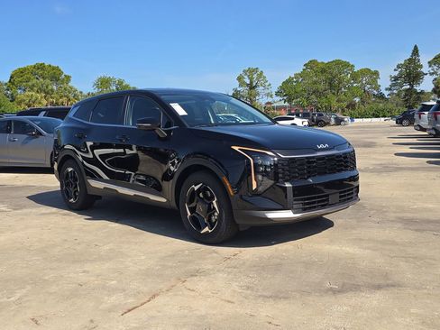 New 2026 Kia Sportage EX image 2