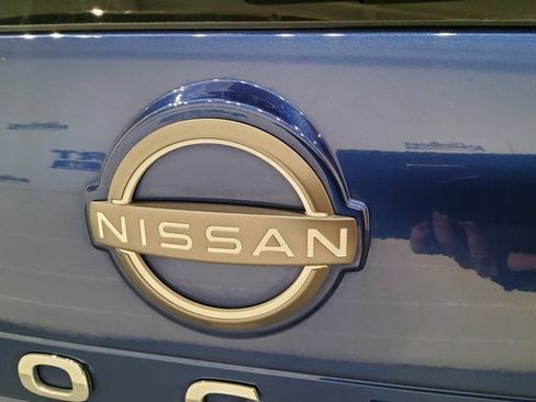 Used 2023 Nissan Rogue S image 44