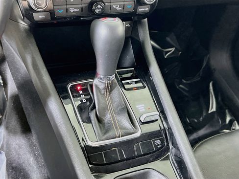 Used 2022 Jeep Compass Limited image 16