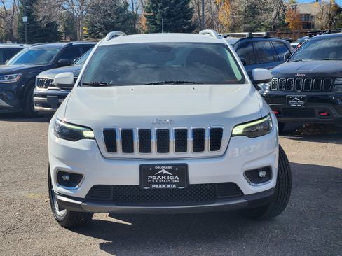 Used 2019 Jeep Cherokee Limited image 5