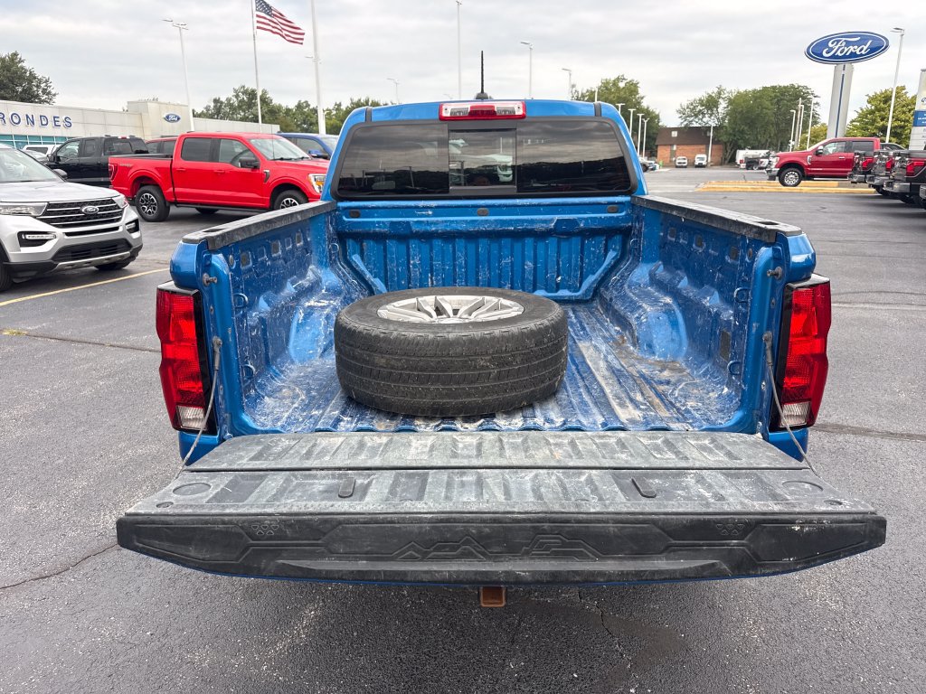 Used 2023 Chevrolet Colorado LT w/ LT Convenience Package II AWD/4WD image 14