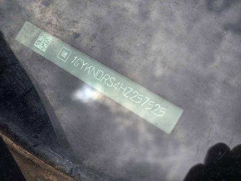 Used 2017 Cadillac XT5 Luxury w/ Driver Awareness Package image 7