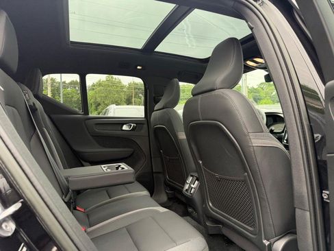 Certified 2023 Volvo XC40 Recharge Ultimate w/ Protection Package Premier AWD/4WD image 11