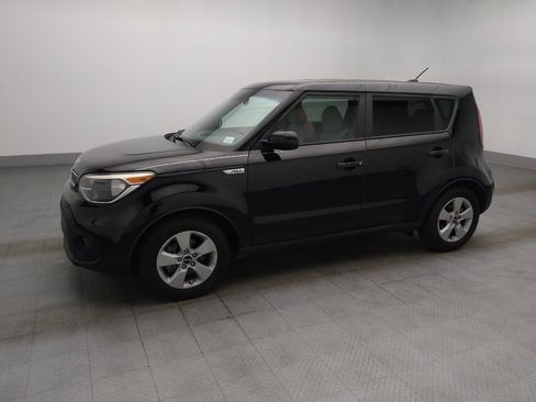 Used 2019 Kia Soul FWD image 2