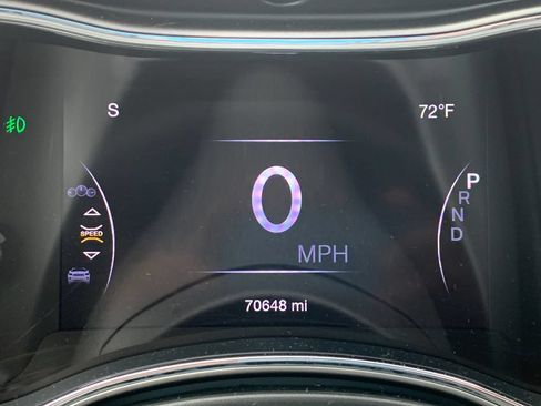 Used 2020 Jeep Grand Cherokee Altitude AWD/4WD image 29