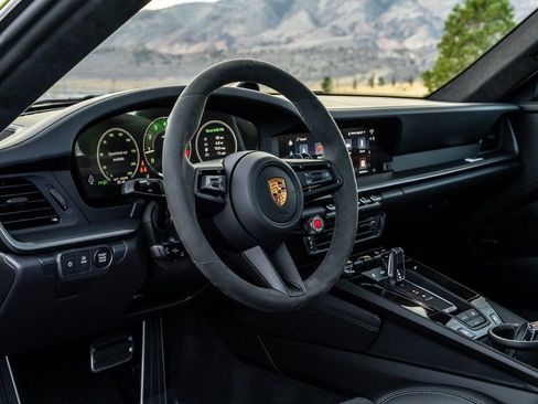 New 2026 Porsche 911 Carrera GTS image 18