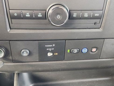Used 2025 Chevrolet Express 3500 w/ Power Convenience Package image 20