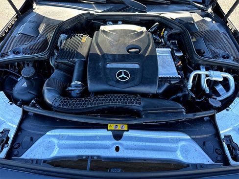 Used 2018 Mercedes-Benz C 300 4MATIC Sedan image 25
