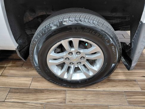 Used 2018 Chevrolet Silverado 1500 LT w/ All Star Edition AWD/4WD image 16