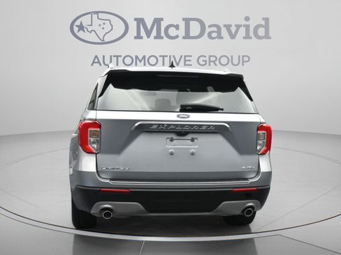 Used 2023 Ford Explorer Limited AWD/4WD image 44