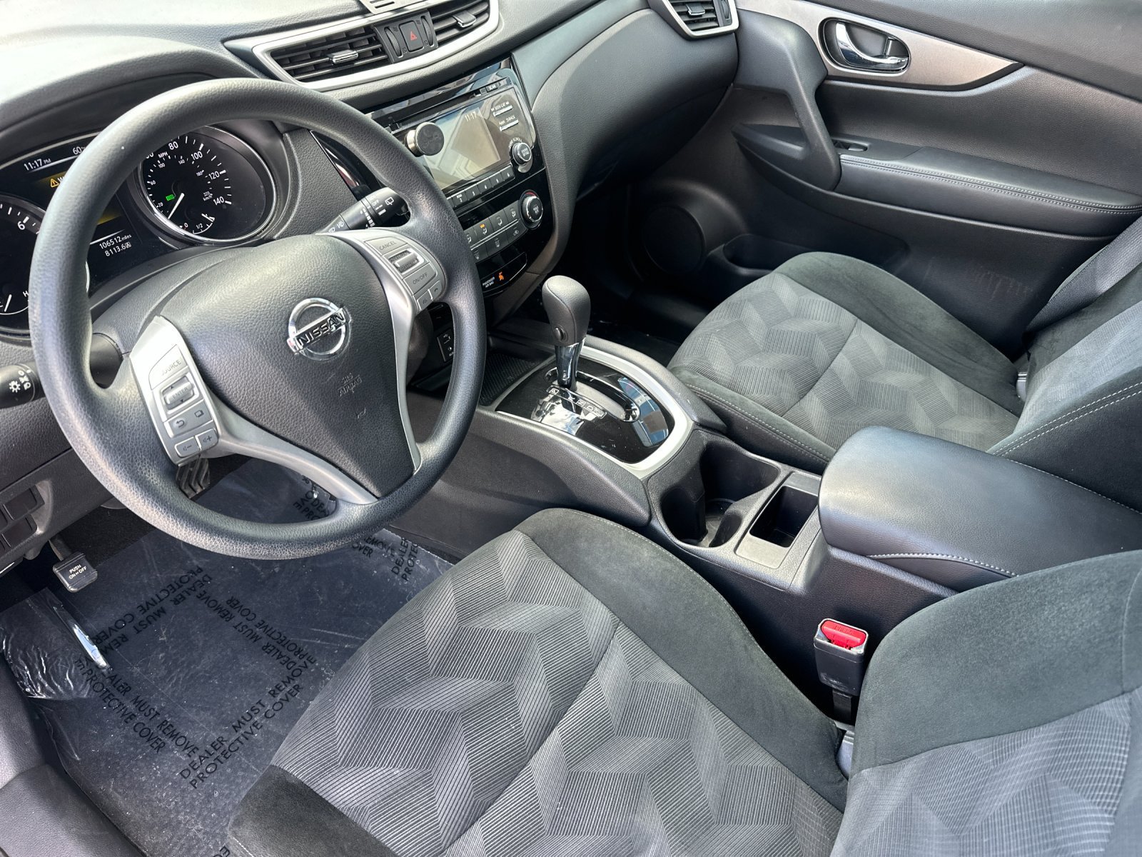Used 2016 Nissan Rogue S w/ S Family Package FWD image 9