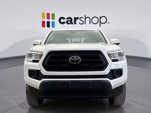 Used 2023 Toyota Tacoma SR image 8