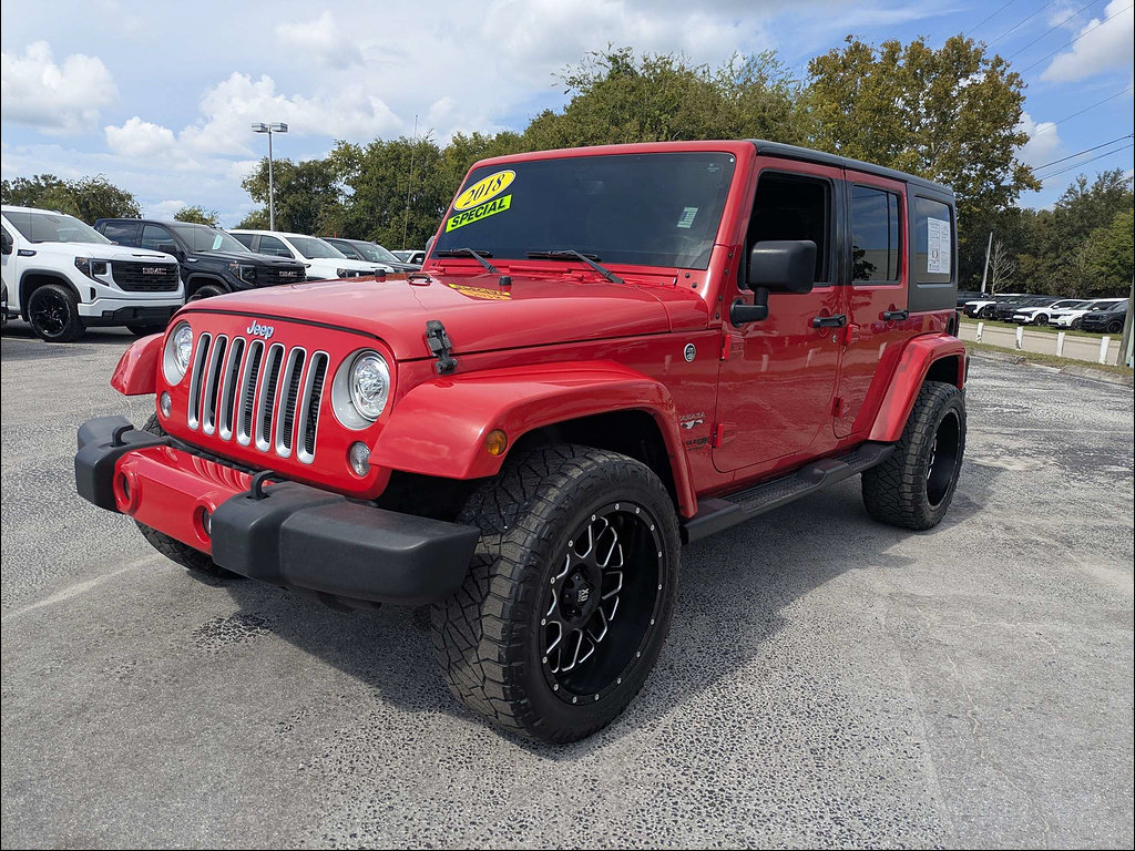 Used 2018 Jeep Wrangler Unlimited Sahara AWD/4WD image 6