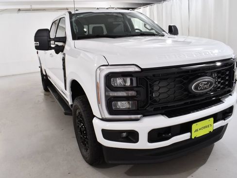 New 2026 Ford F350 XLT w/ XLT Premium Package AWD/4WD image 4