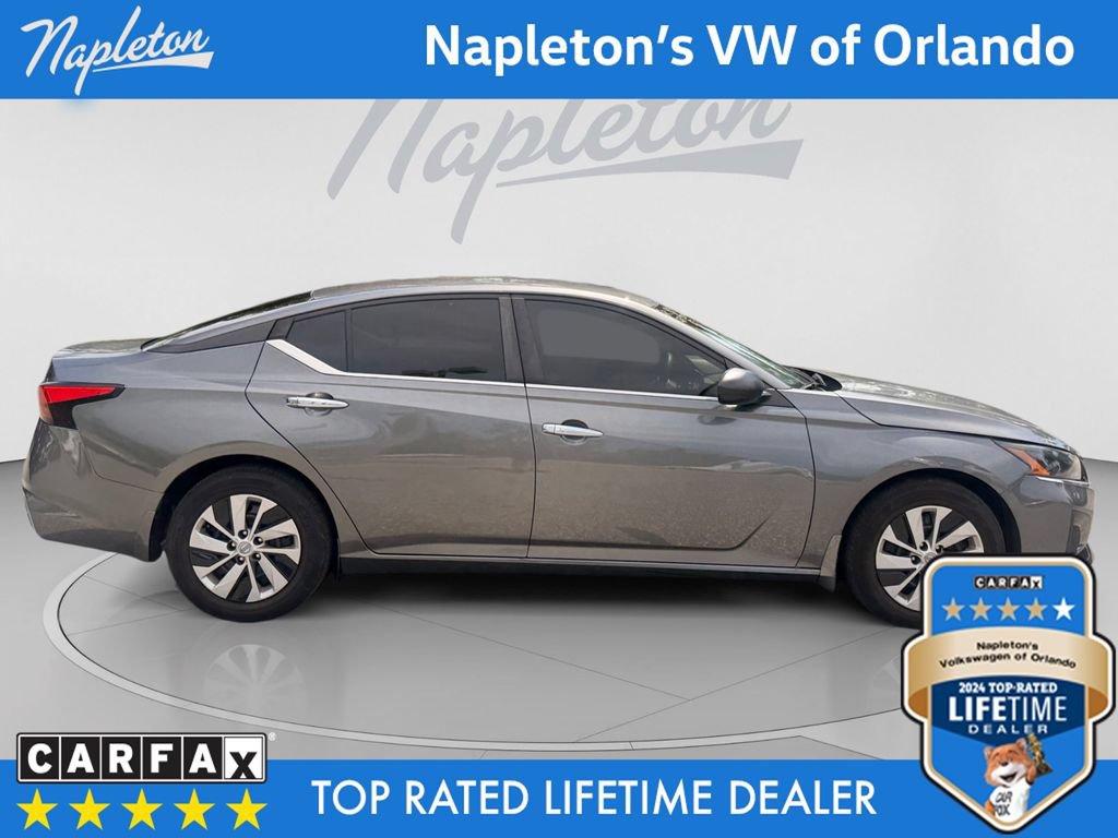 Used 2024 Nissan Altima 2.5 S FWD image 7
