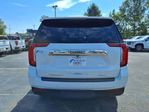 Used 2021 GMC Yukon SLT w/ SLT Luxury Plus Package image 4