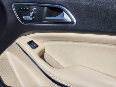 Used 2020 Mercedes-Benz GLA 250 GLA 250 image 20