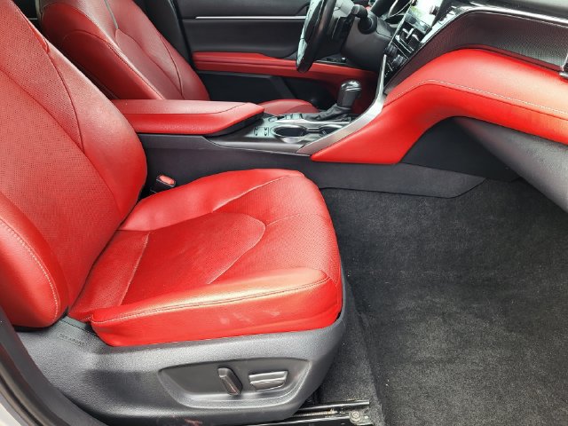 Used 2022 Toyota Camry XSE w/ Navigation Package FWD image 13