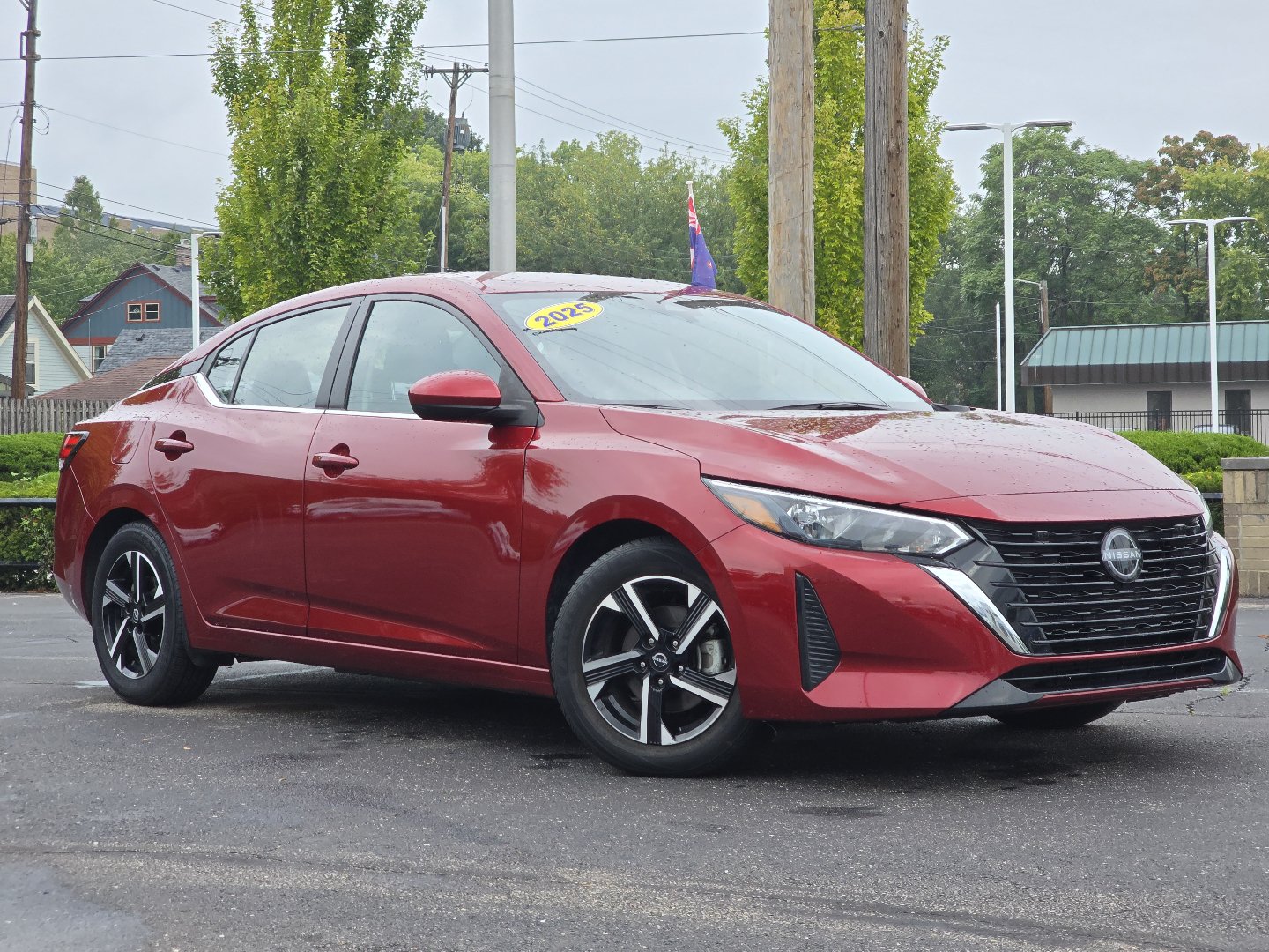 Used 2025 Nissan Sentra SV FWD image 2