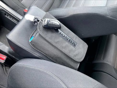 Used 2022 Honda CR-V EX image 11