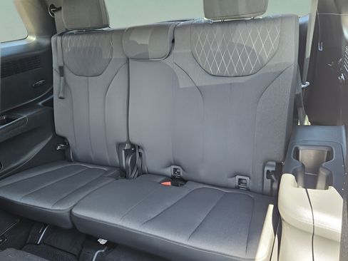 Used 2022 Hyundai Palisade SE w/ Cargo Package FWD image 9