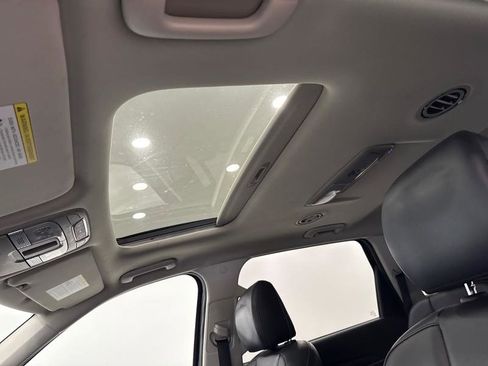 Used 2021 Kia Telluride S image 38