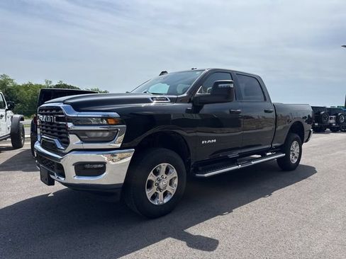 Used 2025 RAM 2500 Big Horn AWD/4WD image 8