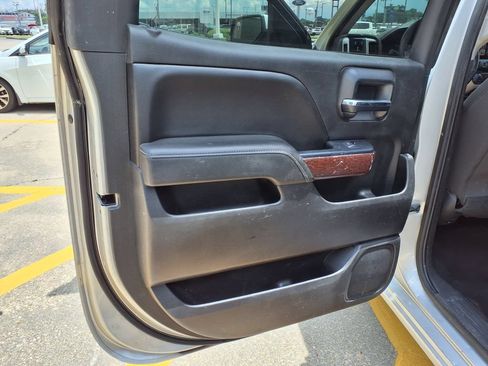 Used 2017 GMC Sierra 1500 SLE w/ SLE Value Package RWD image 23