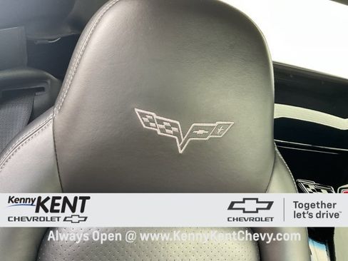 Used 2009 Chevrolet Corvette Convertible w/ Preferred Equipment Group image 12