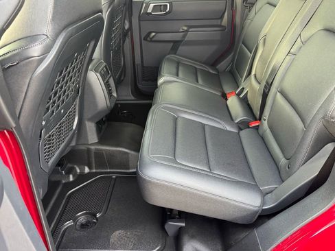 New 2025 Ford Bronco Big Bend w/ Black Diamond Package image 10