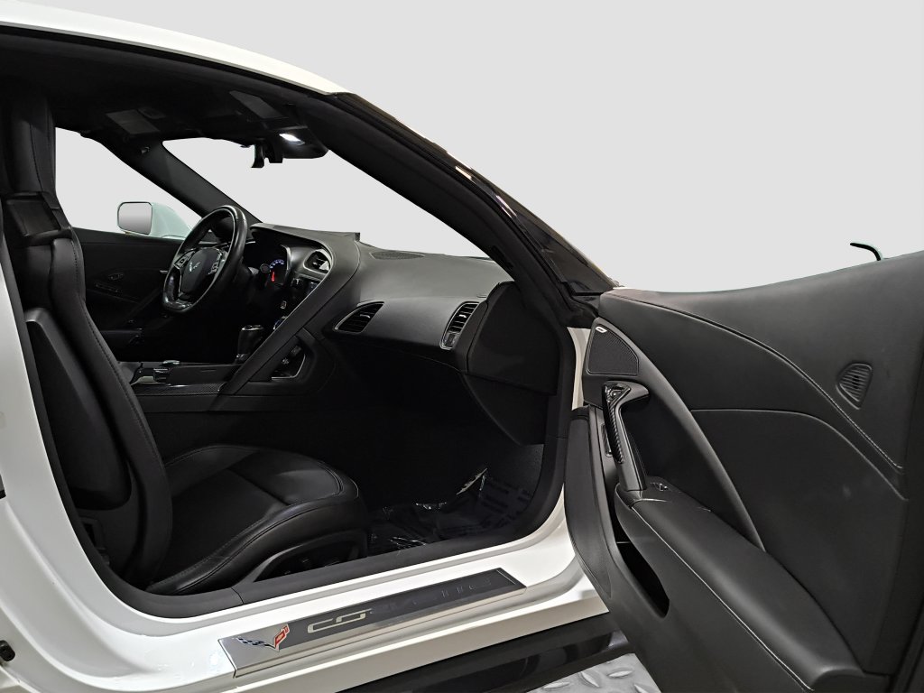 Used 2017 Chevrolet Corvette Grand Sport RWD image 28