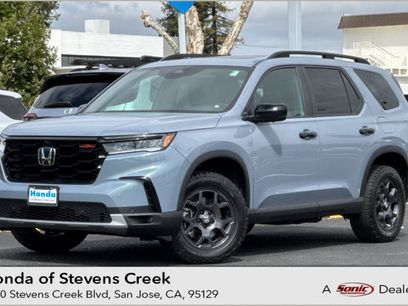 Used 2025 Honda Pilot TrailSport