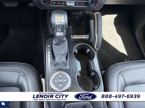 Used 2025 Ford Bronco Badlands AWD/4WD image 27