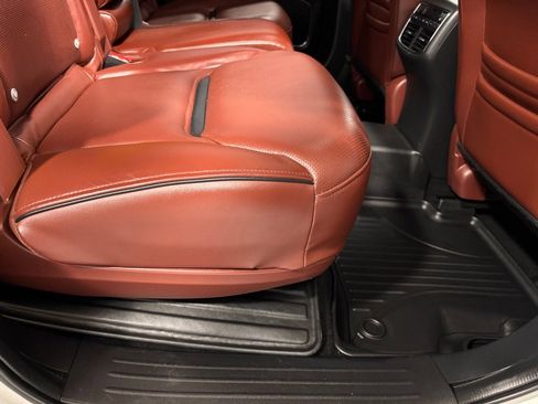 Used 2019 MAZDA CX-9 Signature image 24