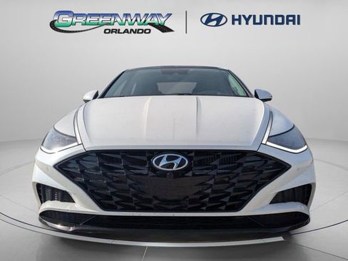Used 2022 Hyundai Sonata Limited FWD image 4