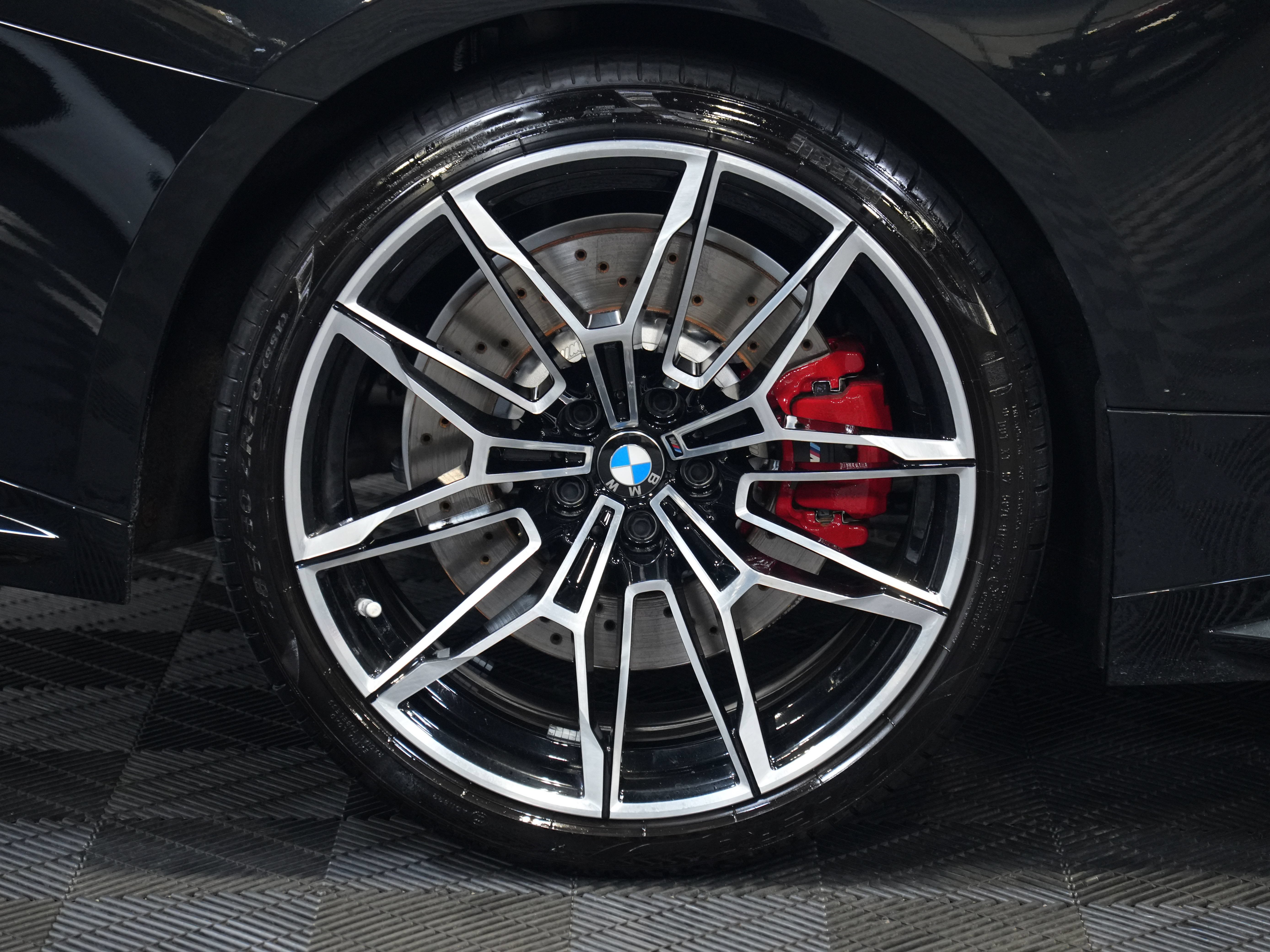 Used 2022 BMW M4 Competition w/ M Carbon Exterior Package RWD image 50