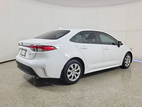Used 2024 Toyota Corolla LE FWD image 5