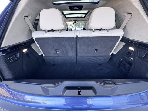 Used 2022 BMW ALPINA XB7 image 31